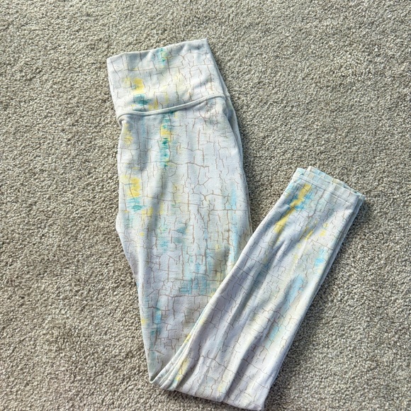 Fabletics Powerhold Legging - Picture 2 of 8